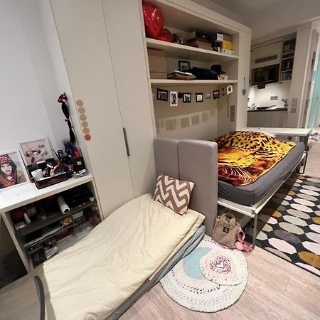 Sharing Studio Apartment With Me Monachium Zewnętrze zdjęcie